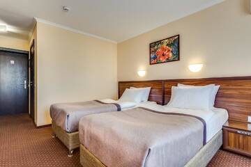 Фотографии Отель Bratislava Hotel Kyiv г. Киев (Украина) №3 Фото Отель Bratislava Hotel Kyiv г. Киев 3