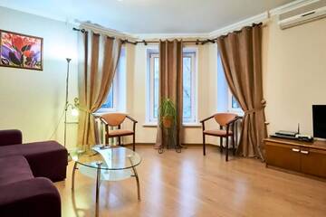 Фотографии Апартаменты Home Hotel Apartments on Kontraktova Ploshcha г. Киев (Украина) №5 Фото Апартаменты Home Hotel Apartments on Kontraktova Ploshcha г. Киев 5