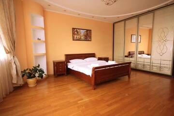 Фотографии Апартаменты Inn Home Apartments - Livoberezhna г. Киев (Украина) №1 Фото Апартаменты Inn Home Apartments - Livoberezhna г. Киев 1