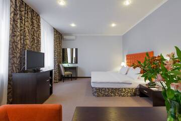 Фотографии Отель Bontiak Hotel г. Киев (Украина) №4 Фото Отель Bontiak Hotel г. Киев 4
