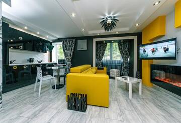 Фотографии Апартаменты Luxrent Kreshatik Arenacity SkyBar г. Киев (Украина) №1 Фото Апартаменты Luxrent Kreshatik Arenacity SkyBar г. Киев 1