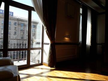 Фотографии Апартаменты VIP apartment. Kreshatik, Maidan Nezavisimosti. г. Киев (Украина) №2 Фото Апартаменты VIP apartment. Kreshatik, Maidan Nezavisimosti. г. Киев 2