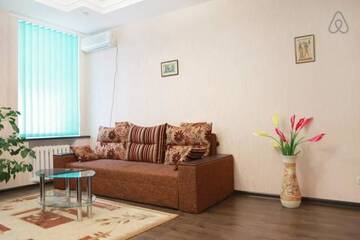 Фотографии Апартаменты KyivStay Sagaydachnogo Apartment г. Киев (Украина) №4 Фото Апартаменты KyivStay Sagaydachnogo Apartment г. Киев 4