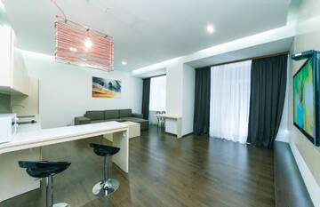 Фотографии Апартаменты VIP apartment on Kreschatik. with terrace г. Киев (Украина) №3 Фото Апартаменты VIP apartment on Kreschatik. with terrace г. Киев 3