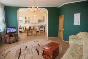Фотографии Апартаменты Apartment in 2 min from Poznyaky metro station г. Киев (Украина) №3 Фото Апартаменты Apartment in 2 min from Poznyaky metro station г. Киев 3