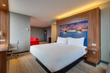 Фотографии Отель Sky Loft Hotel Kyiv by Rixwell г. Киев (Украина) №2 Фото Отель Sky Loft Hotel Kyiv by Rixwell г. Киев 2
