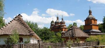 Фотографии Отель Мамаєва Слобода г. Киев (Украина) №1 Фото Отель Мамаєва Слобода г. Киев 1