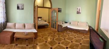 Фотографии Апартаменты The most beautiful House г. Киев (Украина) №3 Фото Апартаменты The most beautiful House г. Киев 3