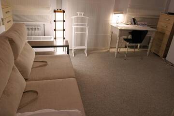 Фотографии Одноместный номер с балконом Проживание в семье CENTER, MAIDAN 1 Separate Guest Room for 1 PERSON ONLY in a Big Apartment Shared with the Lessor г. Киев (Украина) №74 Фото номера Одноместный номер с балконом Проживание в семье CENTER, MAIDAN 1 Separate Guest Room for 1 PERSON ONLY in a Big Apartment Shared with the Lessor г. Киев 74