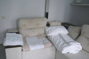 Фотографии Одноместный номер с балконом Проживание в семье CENTER, MAIDAN 1 Separate Guest Room for 1 PERSON ONLY in a Big Apartment Shared with the Lessor г. Киев (Украина) №57 Фото номера Одноместный номер с балконом Проживание в семье CENTER, MAIDAN 1 Separate Guest Room for 1 PERSON ONLY in a Big Apartment Shared with the Lessor г. Киев 57