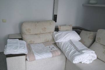 Фотографии Одноместный номер с балконом Проживание в семье CENTER, MAIDAN 1 Separate Guest Room for 1 PERSON ONLY in a Big Apartment Shared with the Lessor г. Киев (Украина) №12 Фото номера Одноместный номер с балконом Проживание в семье CENTER, MAIDAN 1 Separate Guest Room for 1 PERSON ONLY in a Big Apartment Shared with the Lessor г. Киев 12