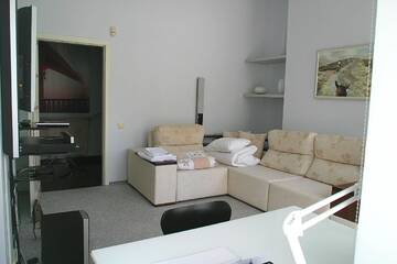 Фотографии Одноместный номер с балконом Проживание в семье CENTER, MAIDAN 1 Separate Guest Room for 1 PERSON ONLY in a Big Apartment Shared with the Lessor г. Киев (Украина) №13 Фото номера Одноместный номер с балконом Проживание в семье CENTER, MAIDAN 1 Separate Guest Room for 1 PERSON ONLY in a Big Apartment Shared with the Lessor г. Киев 13