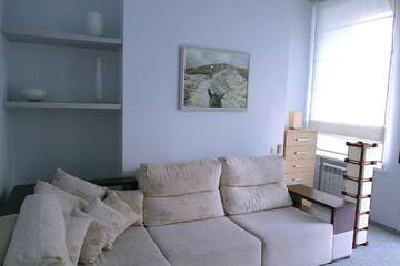 Фотографии Одноместный номер с балконом Проживание в семье CENTER, MAIDAN 1 Separate Guest Room for 1 PERSON ONLY in a Big Apartment Shared with the Lessor г. Киев (Украина) №9 Фото номера Одноместный номер с балконом Проживание в семье CENTER, MAIDAN 1 Separate Guest Room for 1 PERSON ONLY in a Big Apartment Shared with the Lessor г. Киев 9
