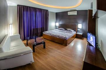 Фотографии Апартаменты Hotrent Pechersk Lesy 20/22 г. Киев (Украина) №2 Фото Апартаменты Hotrent Pechersk Lesy 20/22 г. Киев 2
