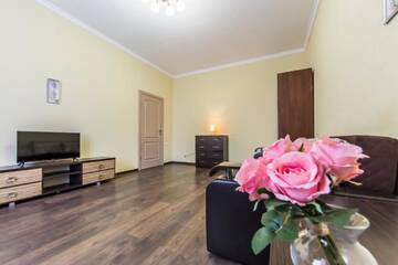 Фотографии Апартаменты Cozy 2-room apartment near Khreschatyk and Golden Gate г. Киев (Украина) №2 Фото Апартаменты Cozy 2-room apartment near Khreschatyk and Golden Gate г. Киев 2
