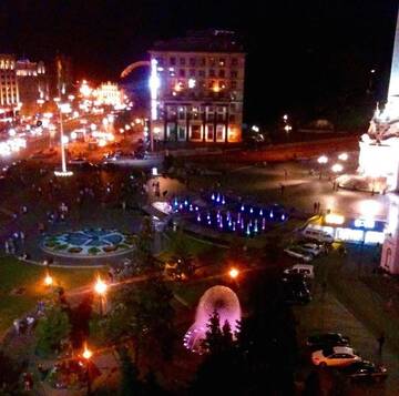 Фотографии Апартаменты Делюкс Апартаменты Independence Square · Khreschatyk. View on Independence Sq. fountains г. Киев (Украина) №78 Фото номера Апартаменты Делюкс Апартаменты Independence Square · Khreschatyk. View on Independence Sq. fountains г. Киев 78
