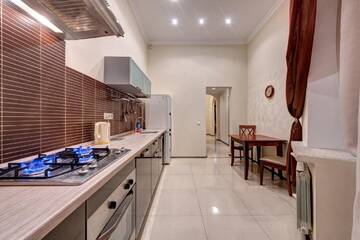Фотографии Апартаменты Four bedroom apartment near the NSC Olympic г. Киев (Украина) №4 Фото Апартаменты Four bedroom apartment near the NSC Olympic г. Киев 4