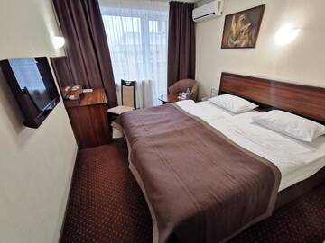 Фото номера Стандартный двухместный номер с 1 кроватью Отель Bratislava Hotel Kyiv г. Киев 5