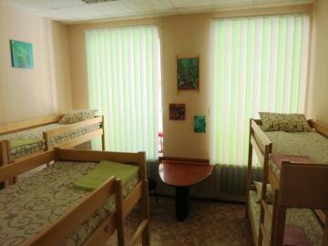 Фото номера Кровать в общем 8-местном номере Хостелы Хостел Delil г. Киев 6