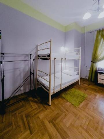 Фото номера Кровать в общем 6-местном номере для женщин Хостелы Хостел Олива г. Киев 11
