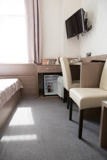 Фото номера Улучшенный двухместный номер с 1 кроватью Отель Hotel Elegant г. Киев 20