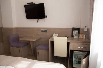 Фото номера Полулюкс Отель Hotel Elegant г. Киев 5
