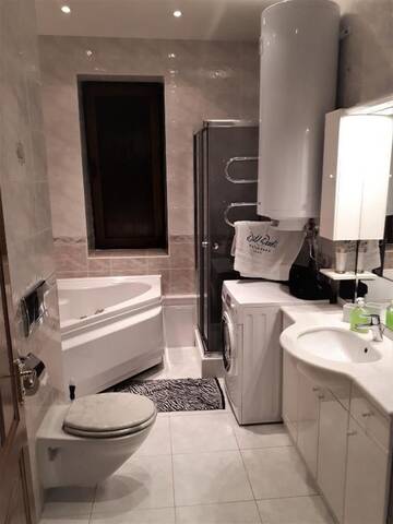 Фото номера Апартаменты Делюкс Апартаменты Luxury Apartments Darvina Street г. Киев 43