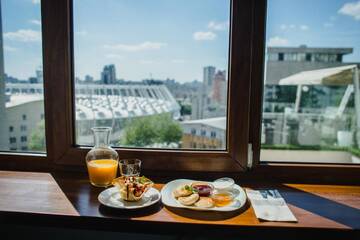 Фото номера Улучшенный двухместный номер с 1 кроватью Отель Royal Olympic Hotel г. Киев 4