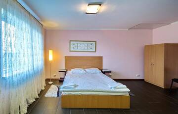 Фото номера Стандартный двухместный номер с 1 кроватью Отель Green-Hotel г. Киев 3