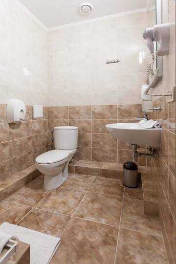 Фото номера Семейный номер Делюкс Отель West Park Hotel г. Киев 5