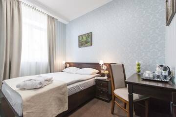 Фото номера Стандартный номер с кроватью размера &quot;queen-size&quot; Отель West Park Hotel г. Киев 6