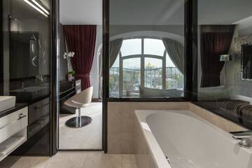Фото номера Номер «Премиум» Отель 11 Mirrors Design Hotel г. Киев 8