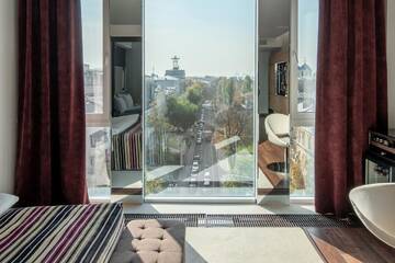 Фото номера Номер «Премиум» Отель 11 Mirrors Design Hotel г. Киев 4