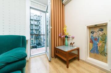 Фото номера Апартаменты с балконом - ул. Трехсвятительская, 3 Апартаменты Apartments on Independence Square г. Киев 5