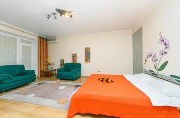 Фото номера Апартаменты с балконом - ул. Трехсвятительская, 3 Апартаменты Apartments on Independence Square г. Киев 14