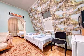 Фото номера Семейный номер с душем Отель Hotel Zvezda г. Киев 9