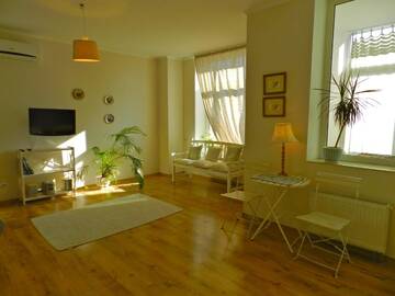 Фото номера Улучшенные апартаменты с 1 спальней Апартаменты Ap-Rent Osokorky Apartments г. Киев 4