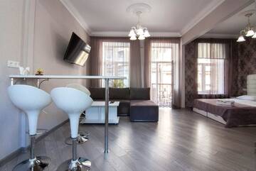 Фото номера Апартаменты-студио Апартаменты Home Hotel Apartments on Mykhailivska Square - Kiev г. Киев 7