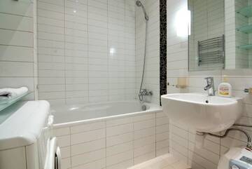 Фото номера Стандартные апартаменты Апартаменты Home Hotel Apartments on Zoloti Vorota г. Киев 4