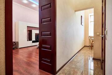 Фото номера Апартаменты с 1 спальней - улица Лысенко, 1 Апартаменты Home Hotel Apartments on Zoloti Vorota г. Киев 21