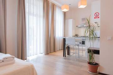 Фото номера Стандартные апартаменты Апартаменты Home Hotel Apartments on Zoloti Vorota г. Киев 2