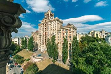 Фото номера Апартаменты с 2 спальнями с видом на город Апартаменты Apartments Rentals Ukraine on Kreshchatik г. Киев 40