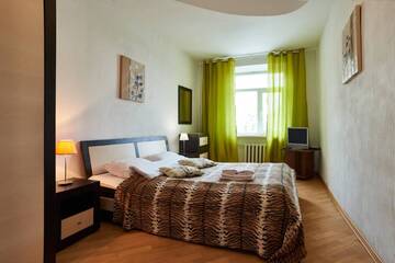 Фото номера Апартаменты с 1 спальней - Дарвина, 1 Апартаменты Home Hotel Apartments on Khreshchatyk Area г. Киев 3
