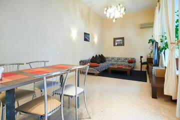 Фото номера Апартаменты с 1 спальней - улица Софиевская, 17 Апартаменты Home-Hotel Apartments on Maidan Nezalezhnosti Square г. Киев 8