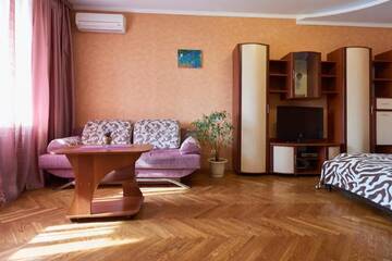 Фото номера Апартаменты &quot;Комфорт&quot; - улица Малая Житомирская, 10 Апартаменты Home-Hotel Apartments on Maidan Nezalezhnosti Square г. Киев 5