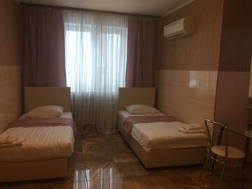 Фото номера Апартаменты - 1-й этаж Апарт-отели Home Comfort Livoberezhna IEC Kiev г. Киев 4
