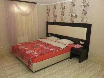 Фото номера Апартаменты - 1-й этаж Апарт-отели Home Comfort Livoberezhna IEC Kiev г. Киев 8