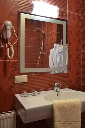 Фото номера Апартаменты - 1-й этаж Апарт-отели Home Comfort Livoberezhna IEC Kiev г. Киев 11