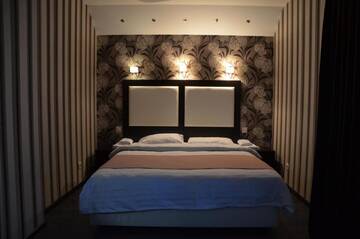 Фото номера Апартаменты Делюкс Апарт-отели Home Comfort Livoberezhna IEC Kiev г. Киев 8