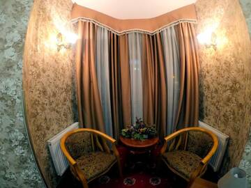 Фото номера Стандартный двухместный номер с 1 кроватью Отель Hotel Lavilia г. Киев 4